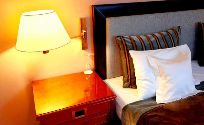 Number 64 Hotel Salisbury Bagian luar foto